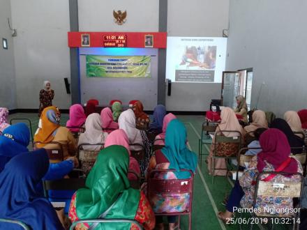 Pembinaan Terpadu Program Indonesia Sehat Pendekatan Keluarga (PIS-PK) Desa Nglongsor